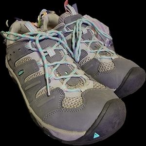 Keen Koven women's 9